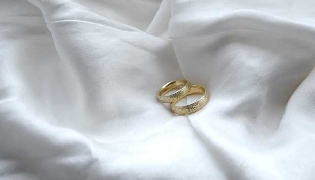 7 Alasan Orang Terus Menunda Pernikahan