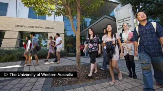 Beasiswa Full Progam Master dan PhD di University of Western Australia