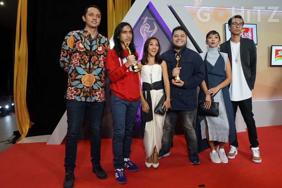 Barasuara Bawa Pulang Penghargaan AMI Awards 2016 