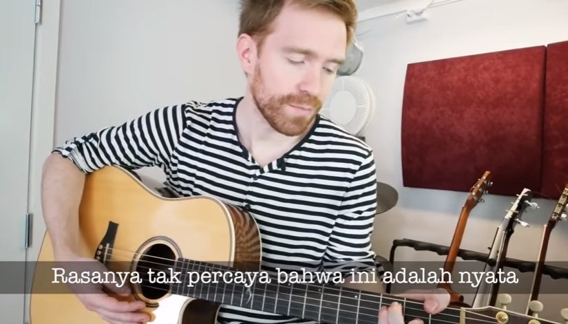 Bule Norwegia Bikin Heboh dengan Nyanyian Lagu Nasi Padangnya