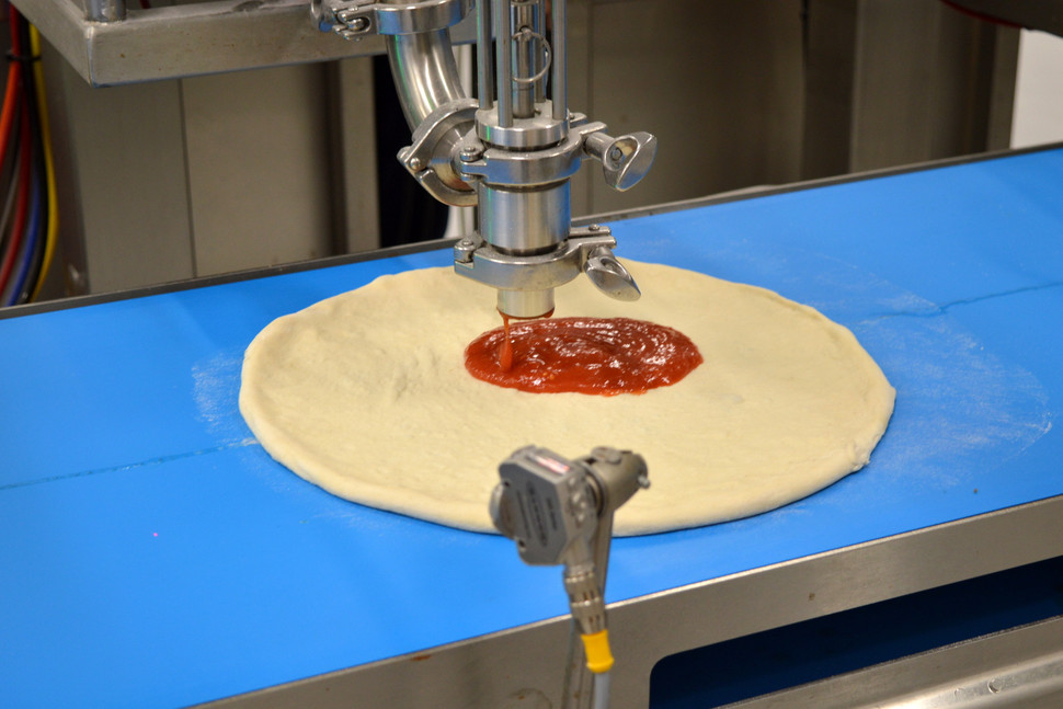 Canggih, Restoran Ini Pakai Robot untuk Bikin Pizza