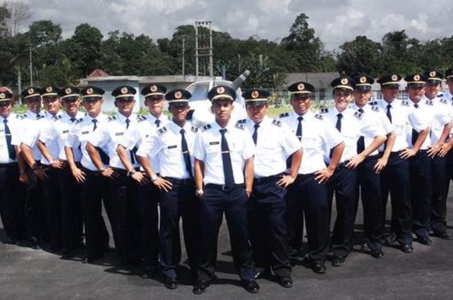 Memilih Sekolah Penerbangan di Indonesia