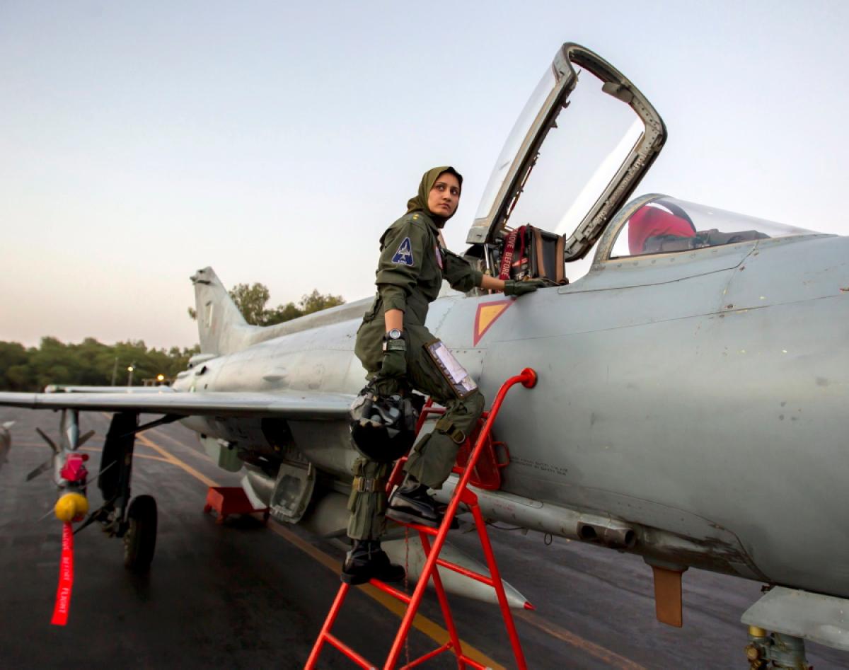 Ayesha Farooq, Pilot Wanita Pertama di Angkatan Udara Pakistan