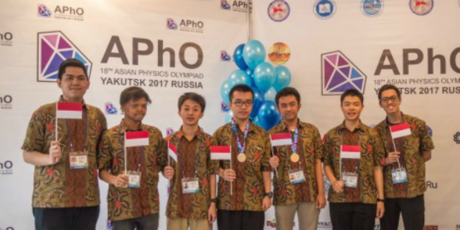 Pelajar Indonesia Sabet Emas dalam Olimpiade Fisika di Rusia