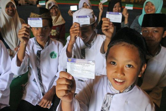 Dengan KIP, Presiden Jokowi Ingin Generasi Muda Lebih Kompetitif 