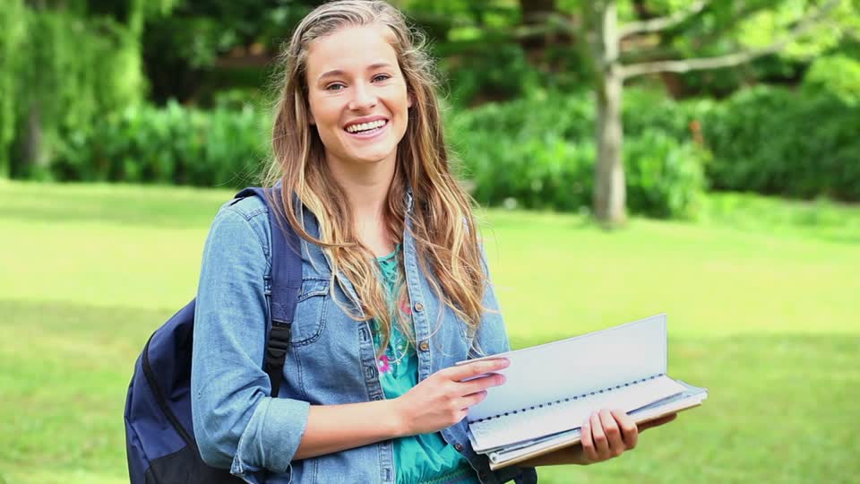Mahasiswa Baru Perlu Tahu 5 Cara Belajar Efisien Biar Kuliah Gak Keteteran dan Bikin Stres