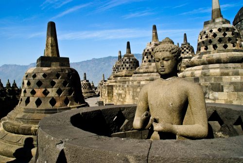 Akulturasi Kebudayaan Nusantara dan Hindu-Budha