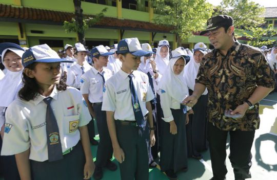 Pemkot Semarang Rintis SD-SMP Swasta Gratis Mulai 2018