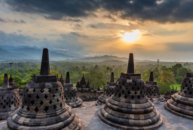 10 Hal Mengejutkan di Balik Kemegahan Candi Borobudur yang Harus Kamu Tahu