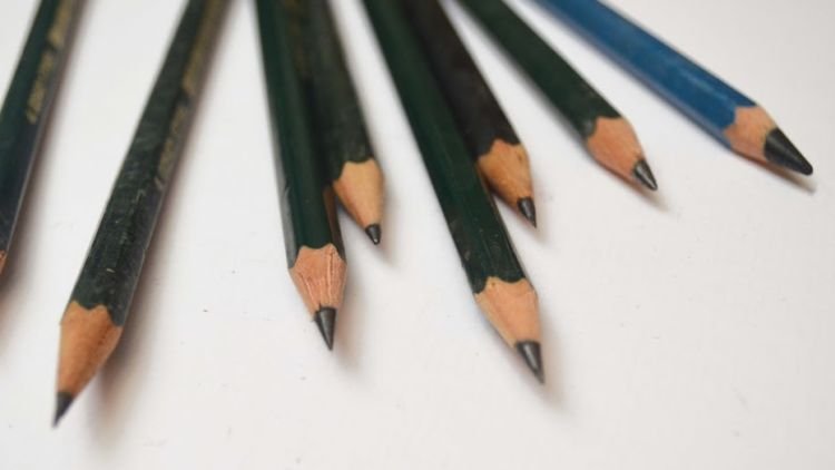Ini 5 Pesan Penting dari Sebuah Pensil, Bagaimana Cara Merubah Pribadi Untuk Menjadi Lebih Baik!!
