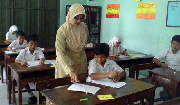 Macam Macam Karakter Guru, dari Yang Baik, Buruk Bahkan Juga Ada Yang Jahat Lho. Anda Termasuk yang Mana ?