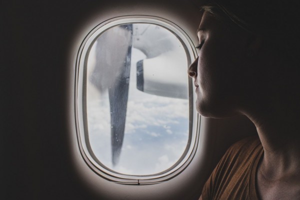 Jangan Takut Naik Pesawat, Yuk Atasi Aviophobia dengan 5 Hal Ini