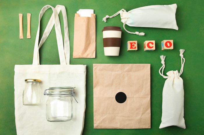 Dari Tote Bag Hingga Bioplastik, Mana Kantung Belanja yang Lebih Ramah Lingkungan?