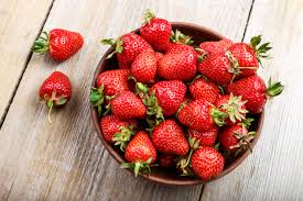 5 Tips Sukses Membudidayakan Strawberry di Tempat Panas
