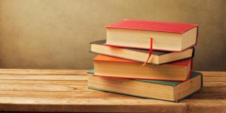 7 Tips Menjauhkan Buku dari Rayap dan Kertas yang Menguning