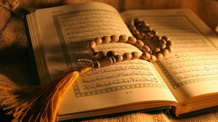 4 Alasan Mengapa Membaca Al Qur’an Dapat Membuatmu Tenang