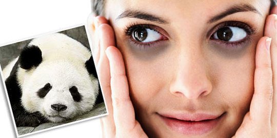 Cara Menghilangkan Mata Panda dengan Mudah di Rumah