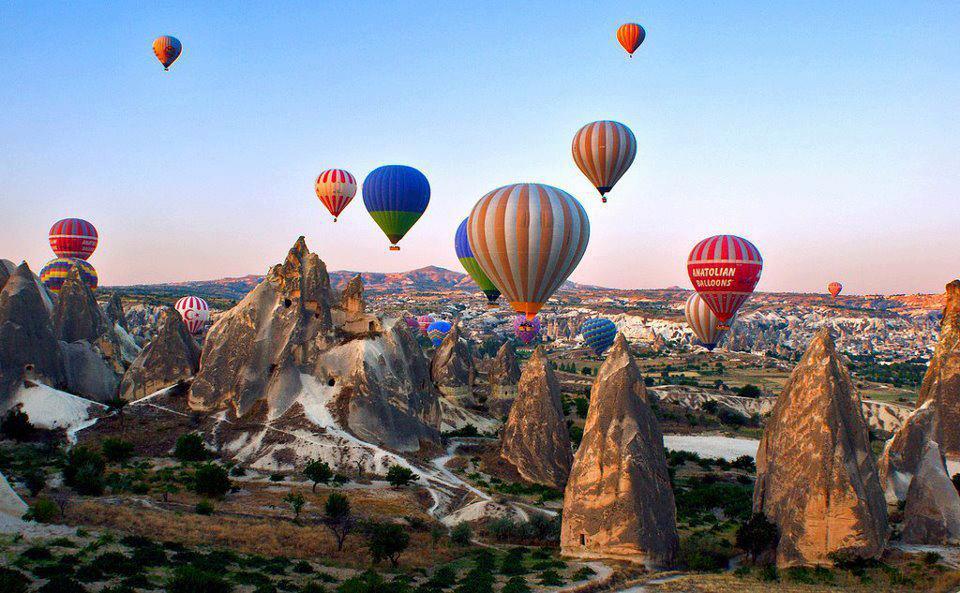 Cappadocia Turki, Menikmati Mistis Kota Batu Kuno dengan Balon Udara