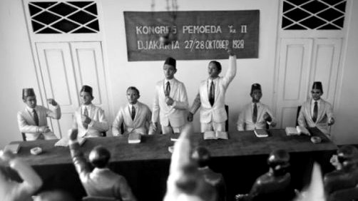 Ikrar Sumpah Pemuda adalah hasil keputusan dari kerapatan tanggal 28 Oktober 1928, dalam